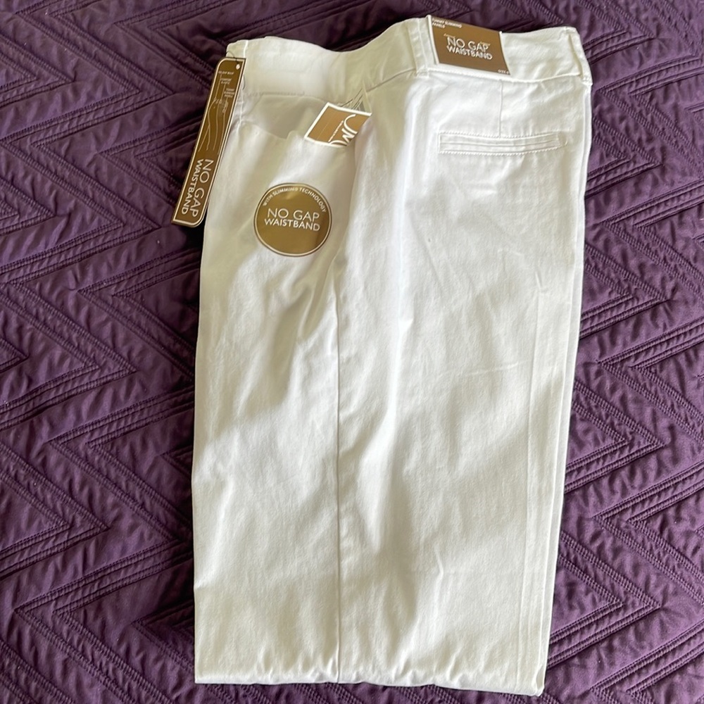 Jm  collection size 8 white pants nwt